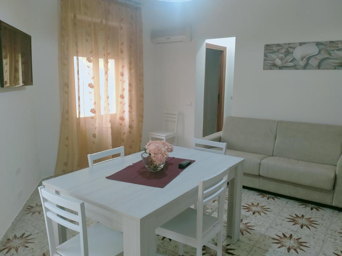 Le Camelie Appartamento Bosa Luaran gambar