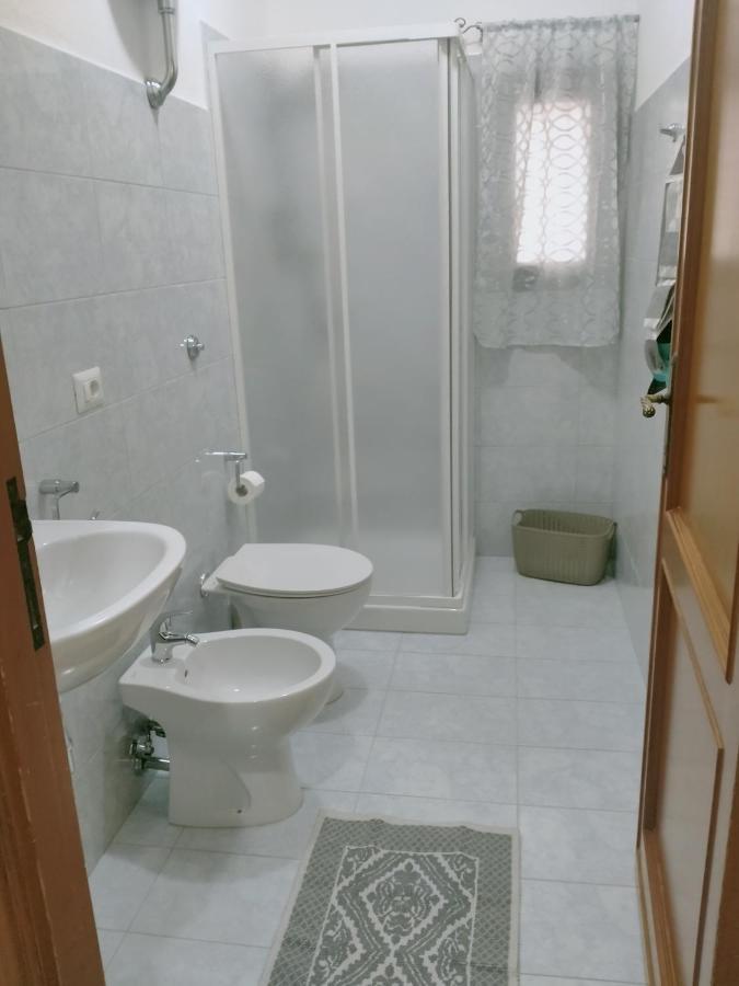 Le Camelie Appartamento Bosa Luaran gambar