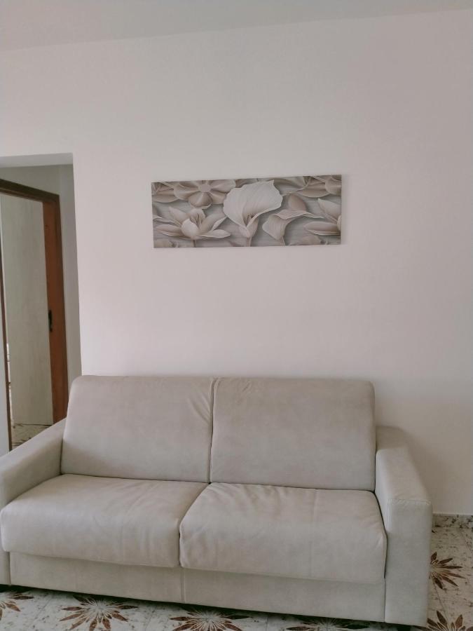 Le Camelie Appartamento Bosa Luaran gambar